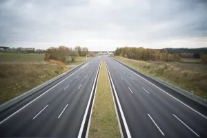 BMW E90 dane techniczne: co musisz wiedzieć o tym modelu?